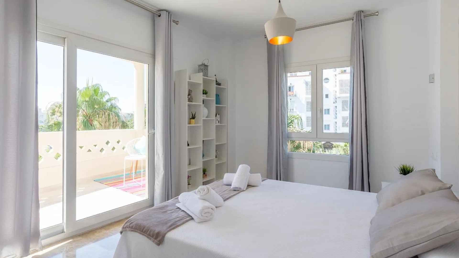 Appartement Saturnodream-4 Min To The Beach-Seasonal Pool Torremolinos Spanje