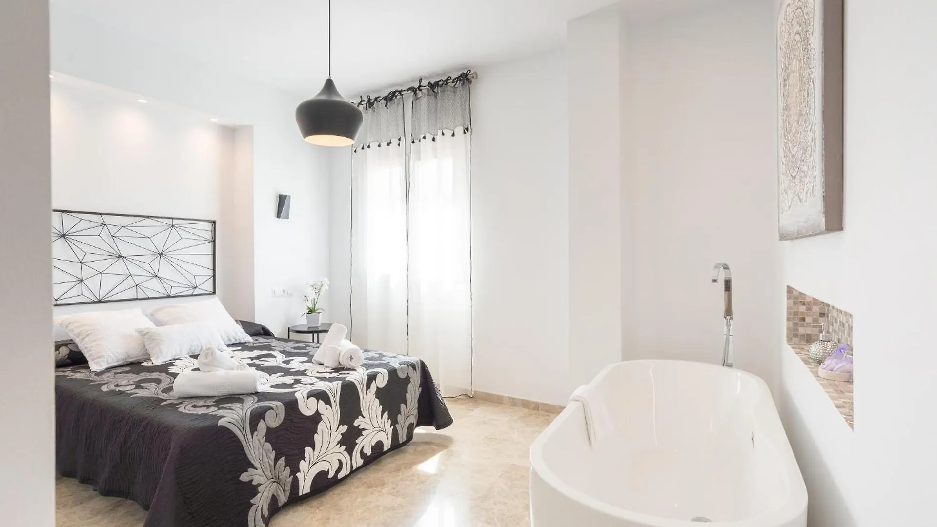 Saturnodream-4 Min To The Beach-Seasonal Pool Torremolinos 0*,  Spanje